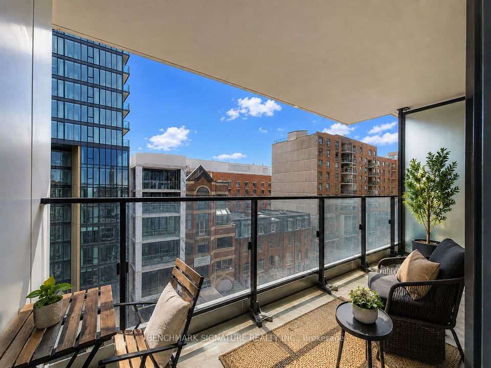 77 Shuter Street #607, Toronto, ON M5B 0B8