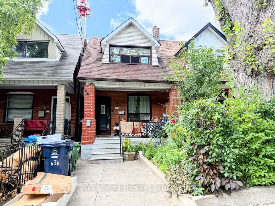 636 Clinton Street, Toronto, ON M6G 2Z7