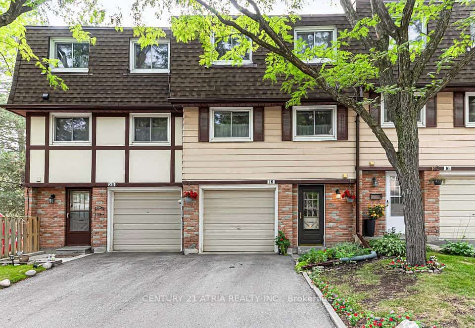 18 Thatchers Mill Way, Markham, ON L3P 3T3