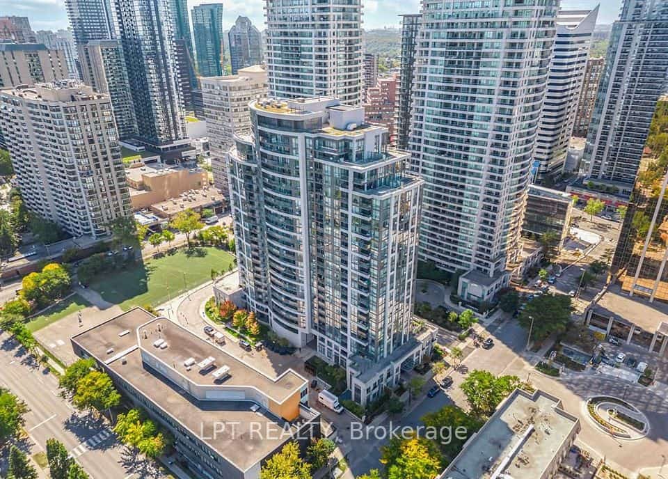 35 Hollywood Avenue #1706, Toronto, ON M2N 0A9