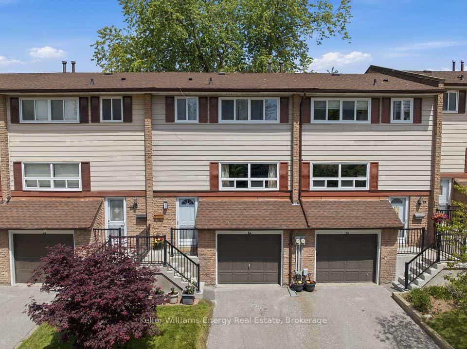 320 Blackthorn Street #12, Oshawa, ON L1K 1K9