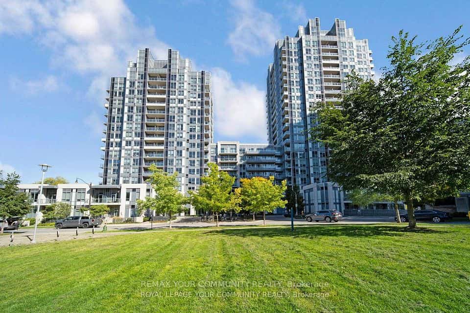 120 Harrison Garden Boulevard #1129, Toronto, ON M2N 0H1