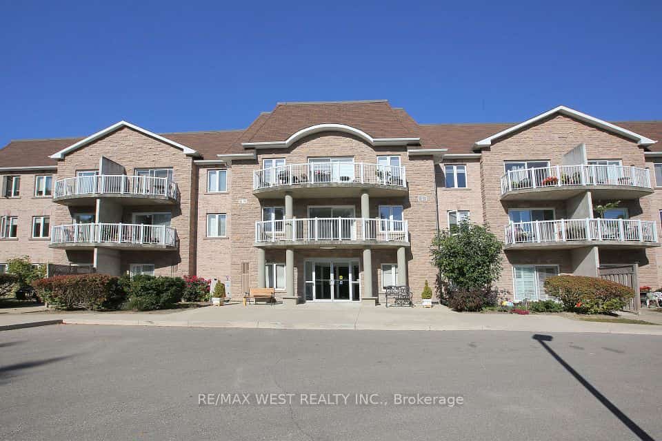 32 Church Street #223, King, ON L0G 1T0