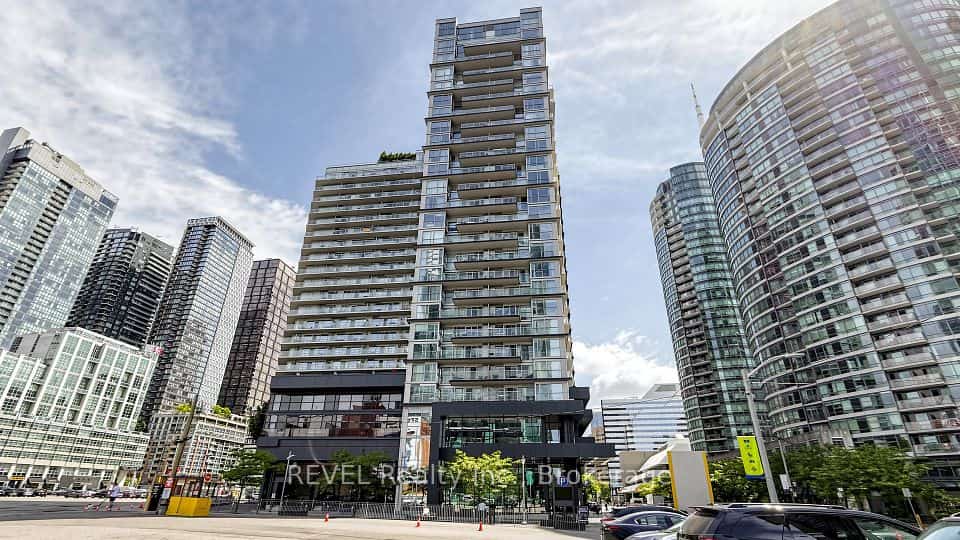 352 Front Street W #306, Toronto, ON M5V 0K3