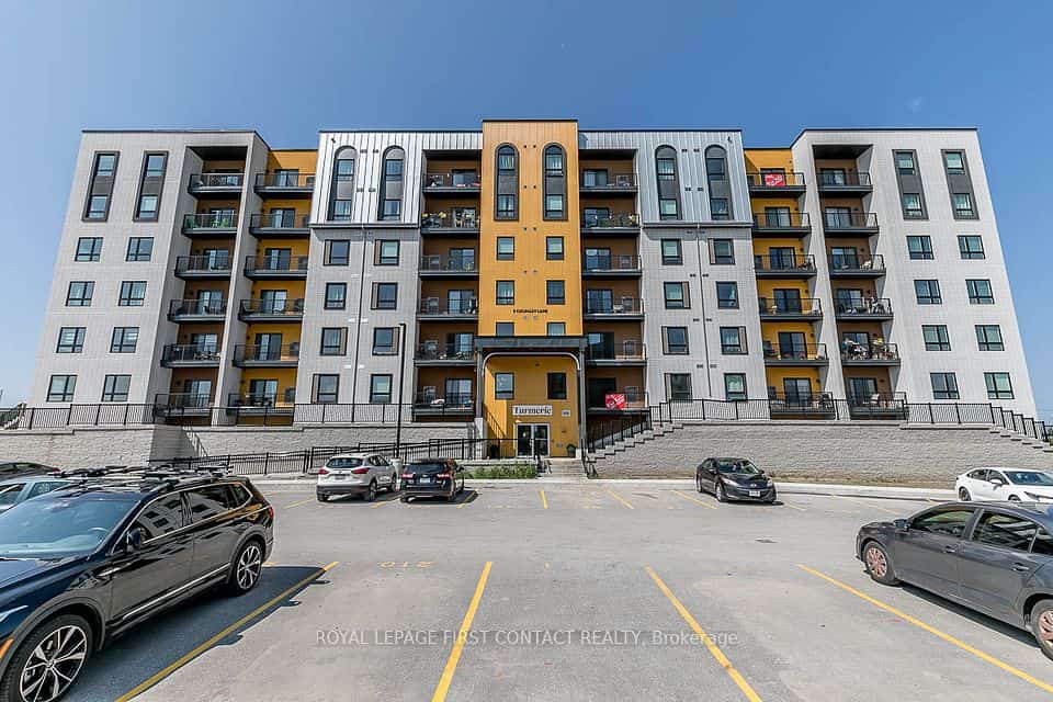 8 Culinary Lane #101, Barrie, ON L9J 0J9