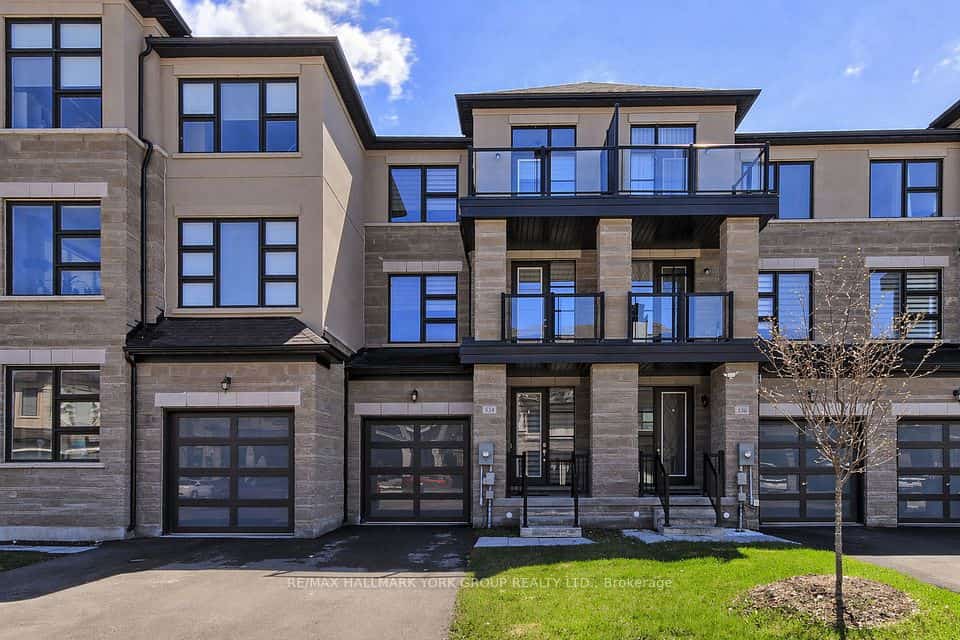 534 New England Court, Newmarket, ON L3X 0M6