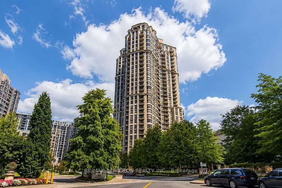 80 Harrison Garden Boulevard #1019, Toronto, ON M2N 7E3