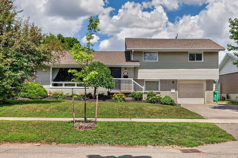 894 Kawartha Drive, Peterborough, ON K9J 6L3