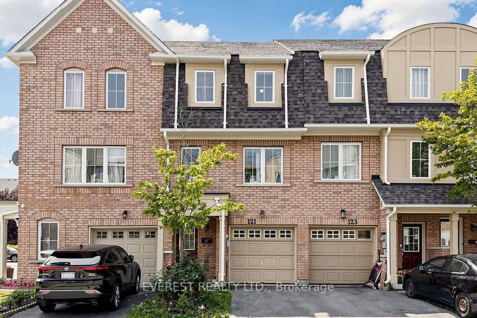 121 Jenkinson Way, Toronto