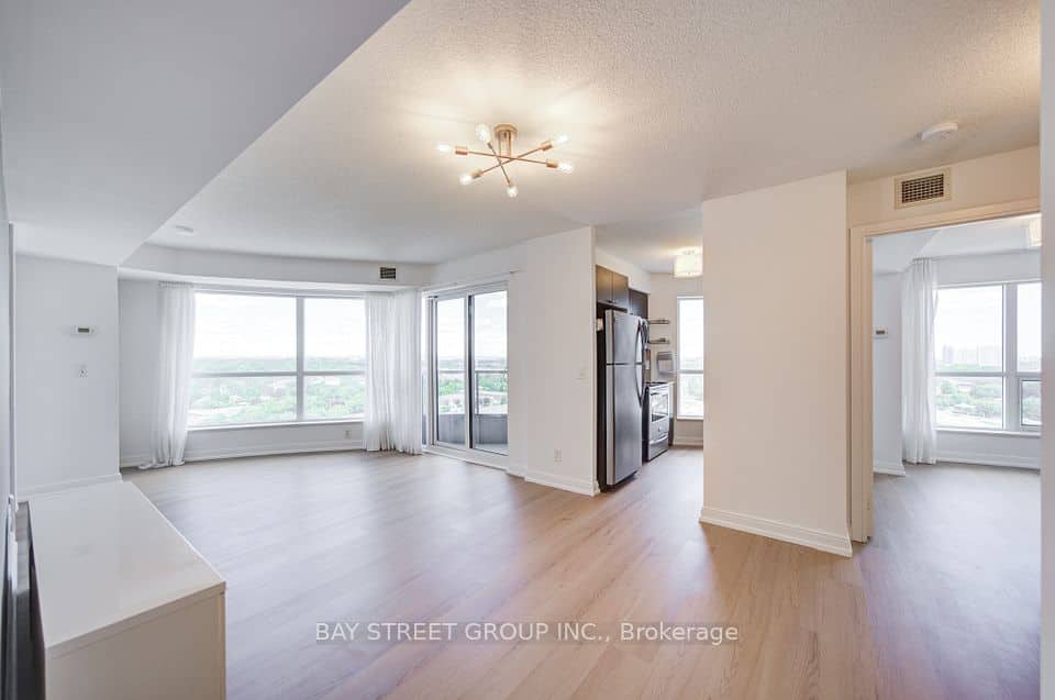 151 Village Green Square, Toronto