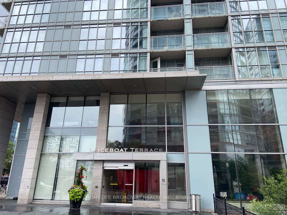 15 Iceboat Terrace #338, Toronto, ON M5V 4A5