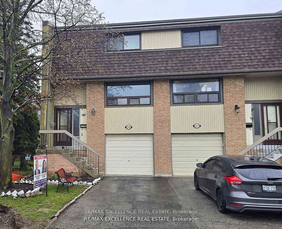 148 Ashton Crescent, Brampton, ON L6S 3J9