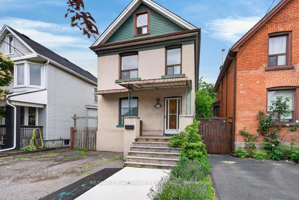 21 East Bend Avenue N, Hamilton, ON L8L 7E1