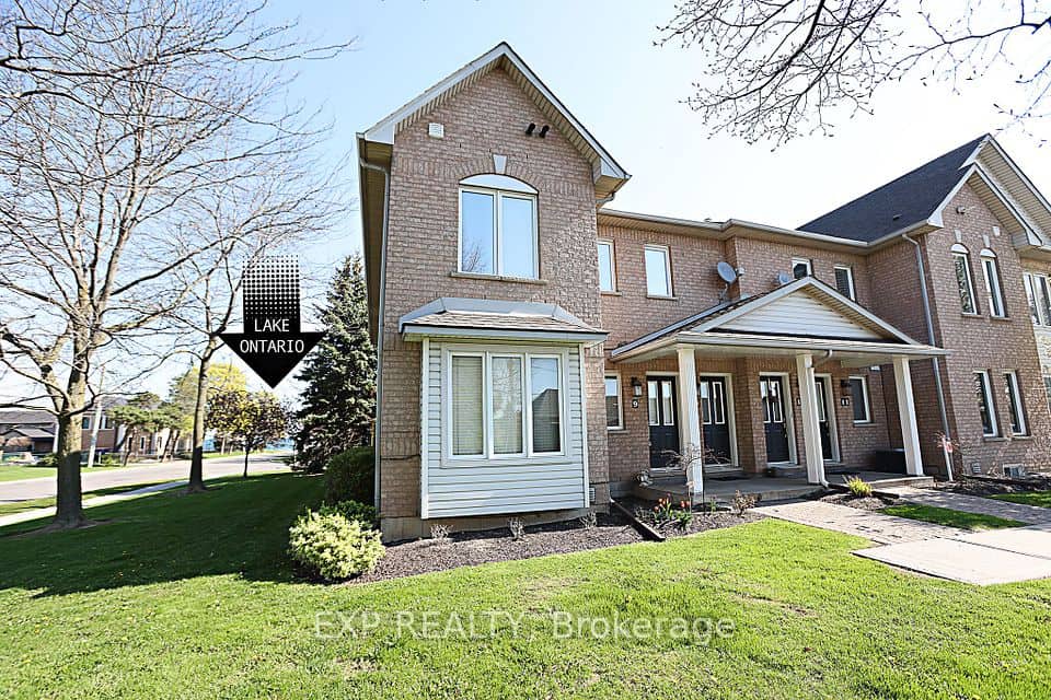 2 Harbour Drive, Hamilton