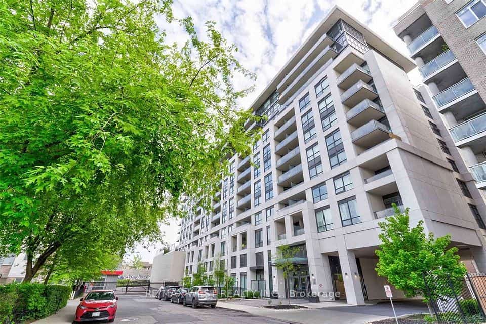 8 Trent Avenue #426, Toronto, ON M4C 0A6