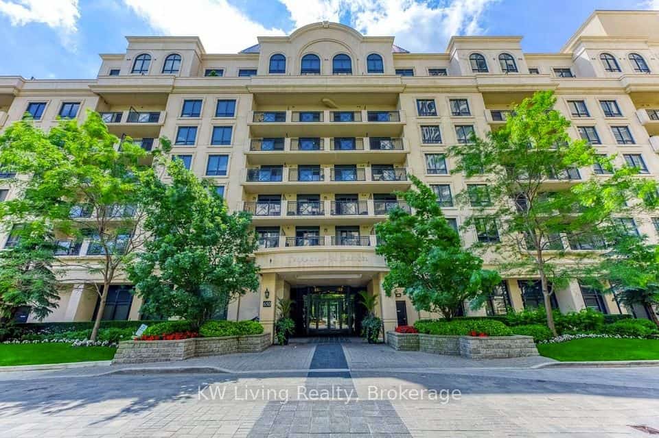 650 Sheppard Avenue E #PH13, Toronto, ON M2K 3E4