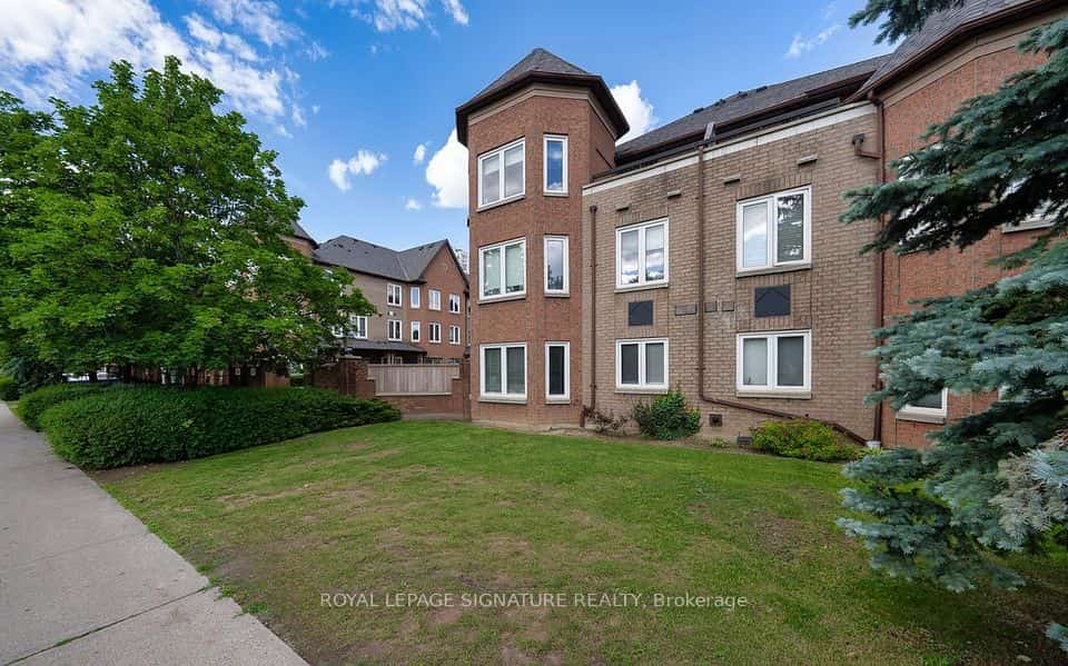 735 New Westminster Drive #59, Vaughan, ON L4J 7Y9