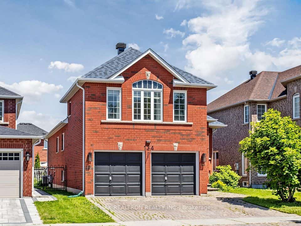 134 Humberland Drive, Richmond Hill, ON L4E 3Y7