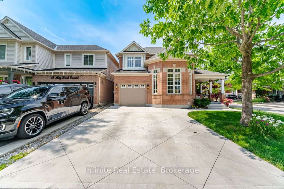 17 Mistybrook Crescent, Brampton, ON L7A 2S8