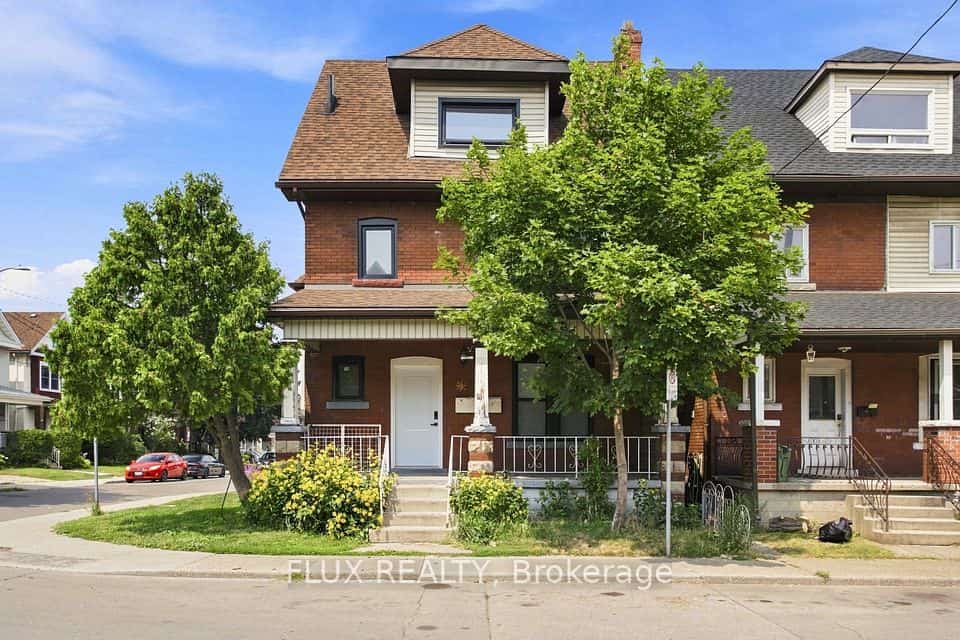 19 Lottridge Street, Hamilton, ON L8L 6T7
