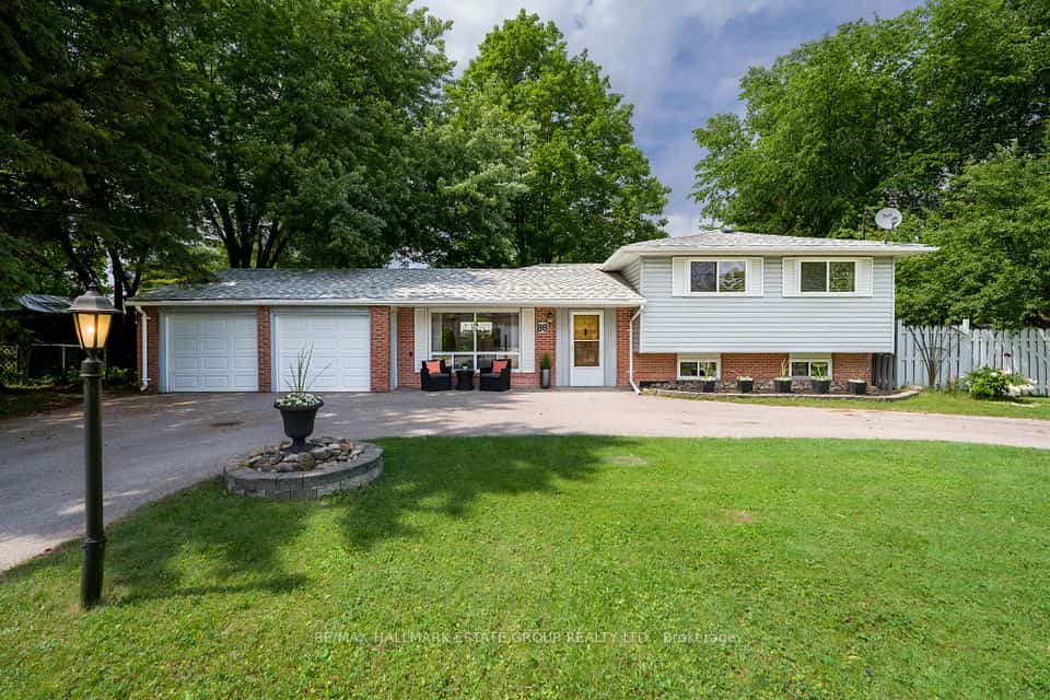 88 Lakeland Crescent, Richmond Hill, ON L4E 2Z9
