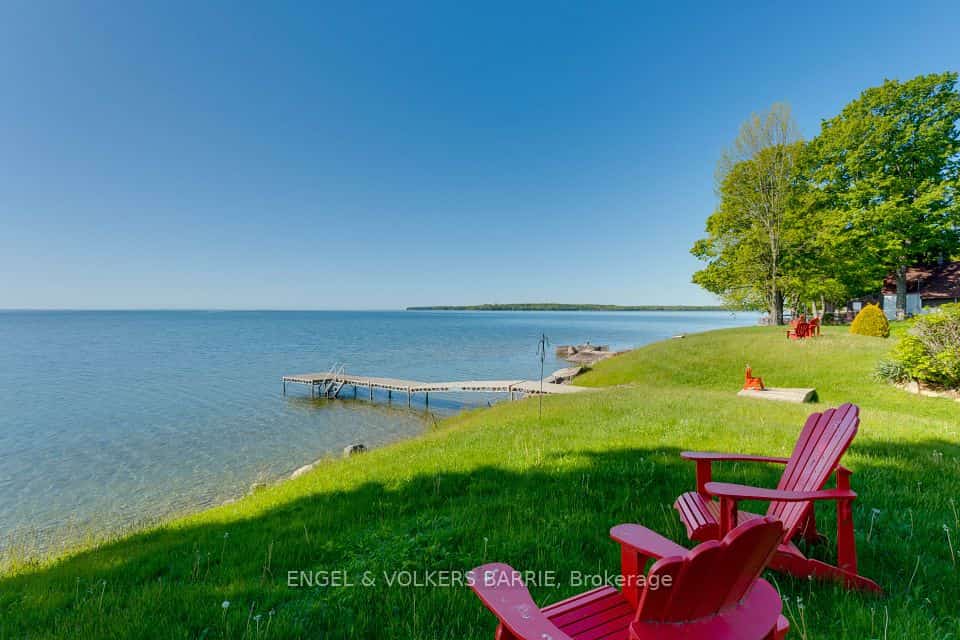 43 Olive Crescent #204, Orillia, ON L3V 7M8