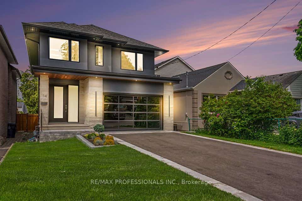 14 Kentroyal Drive, Toronto, ON M9P 2M8