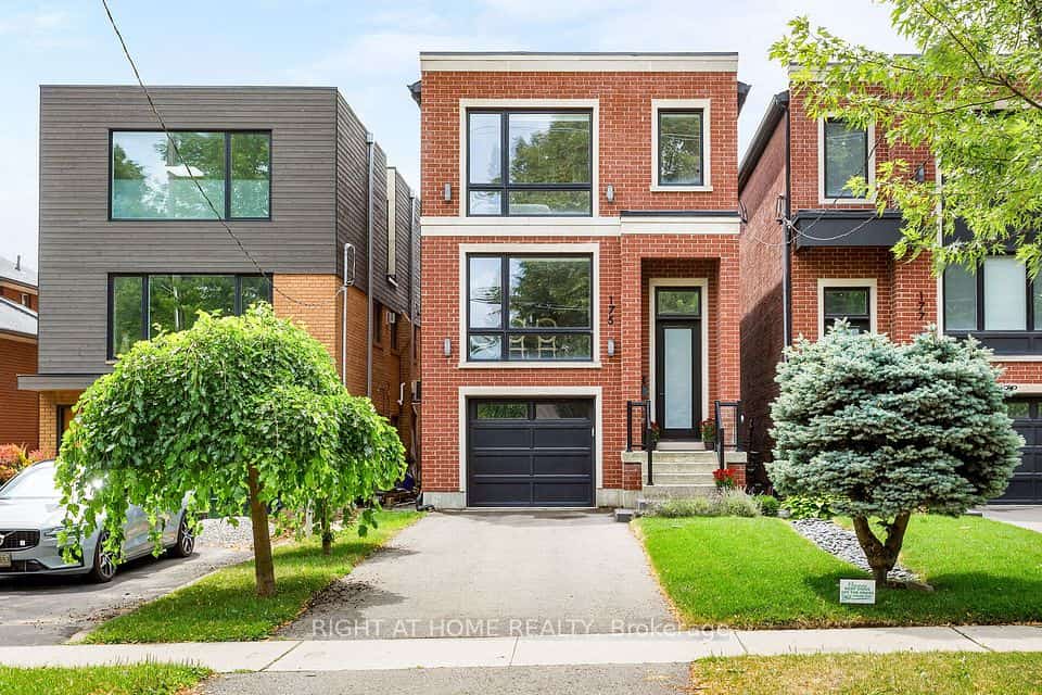 175 Hay Avenue, Toronto, ON M8Z 1G3