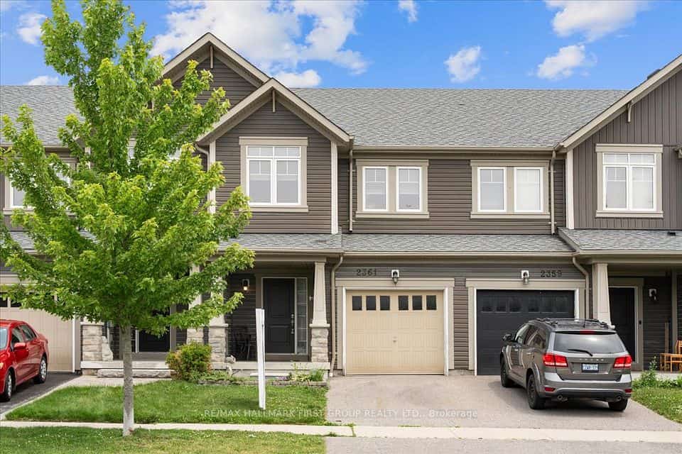2361 Steeplechase Street, Oshawa, ON L1L 0E3