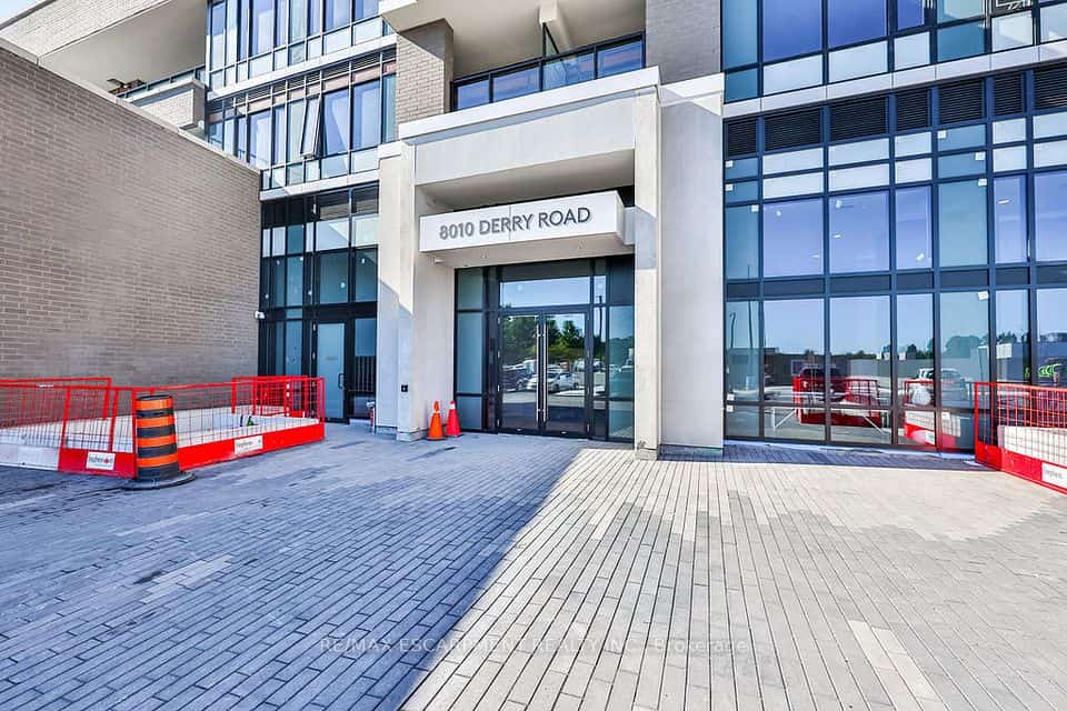 8010 DERRY Road #304, Milton, ON L9T 9N3