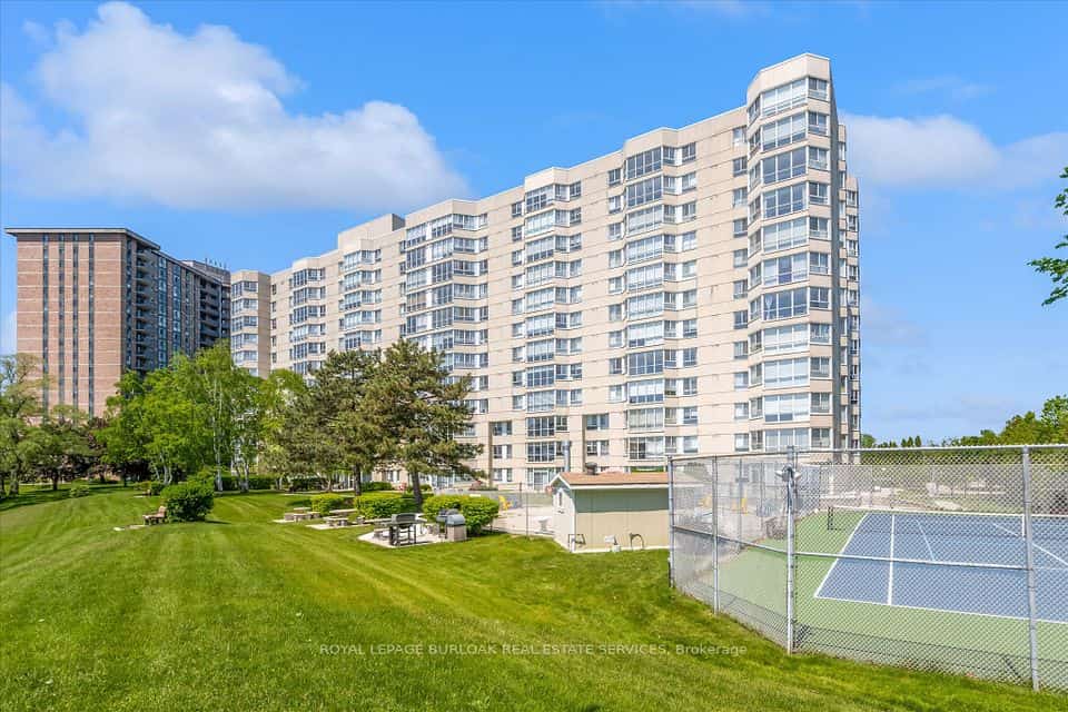 5280 Lakeshore Road #510, Burlington, ON L7L 5R1