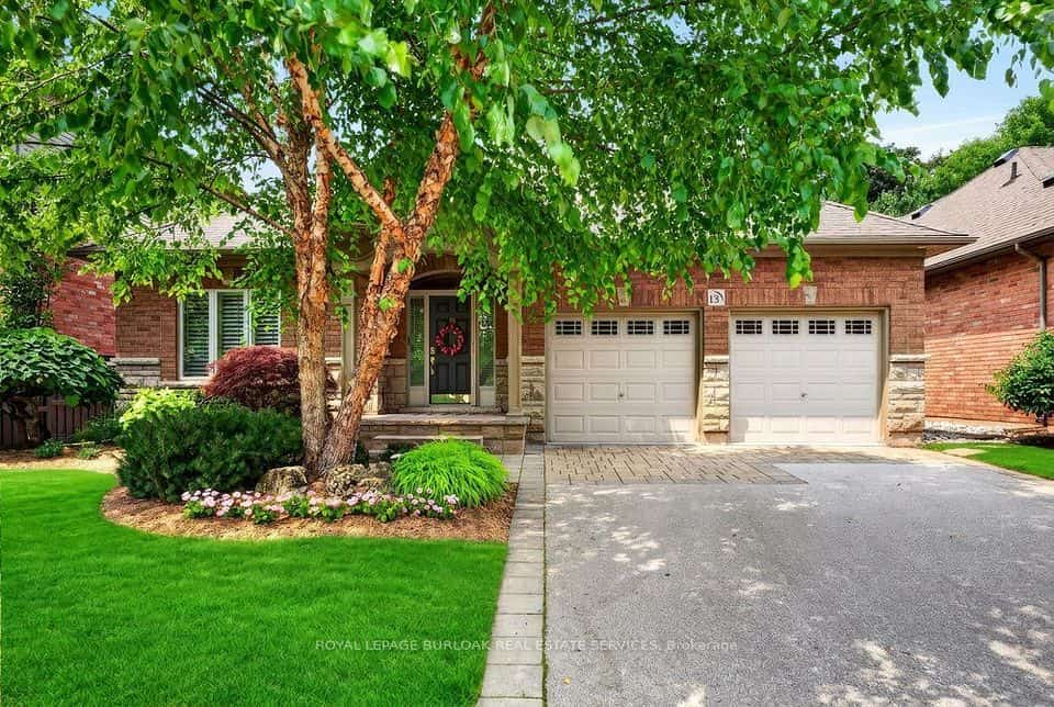 976 Shadeland Avenue #13, Burlington, ON L7T 2M5
