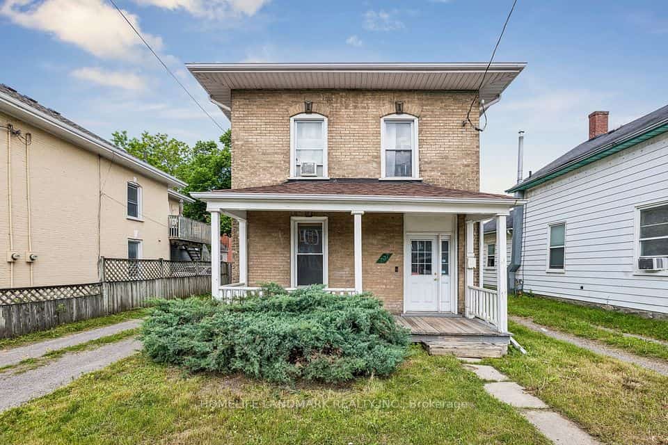 737 Water Street, Peterborough, ON K9H 3N5