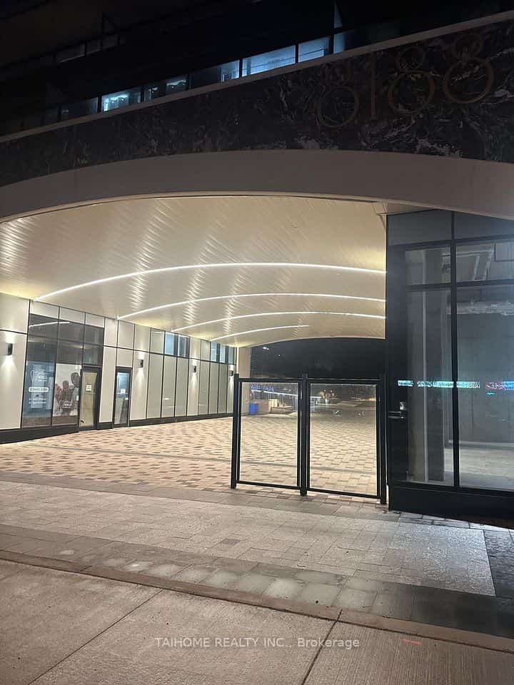 8188 YONGE Street E #412, Vaughan, ON L4J 0M2