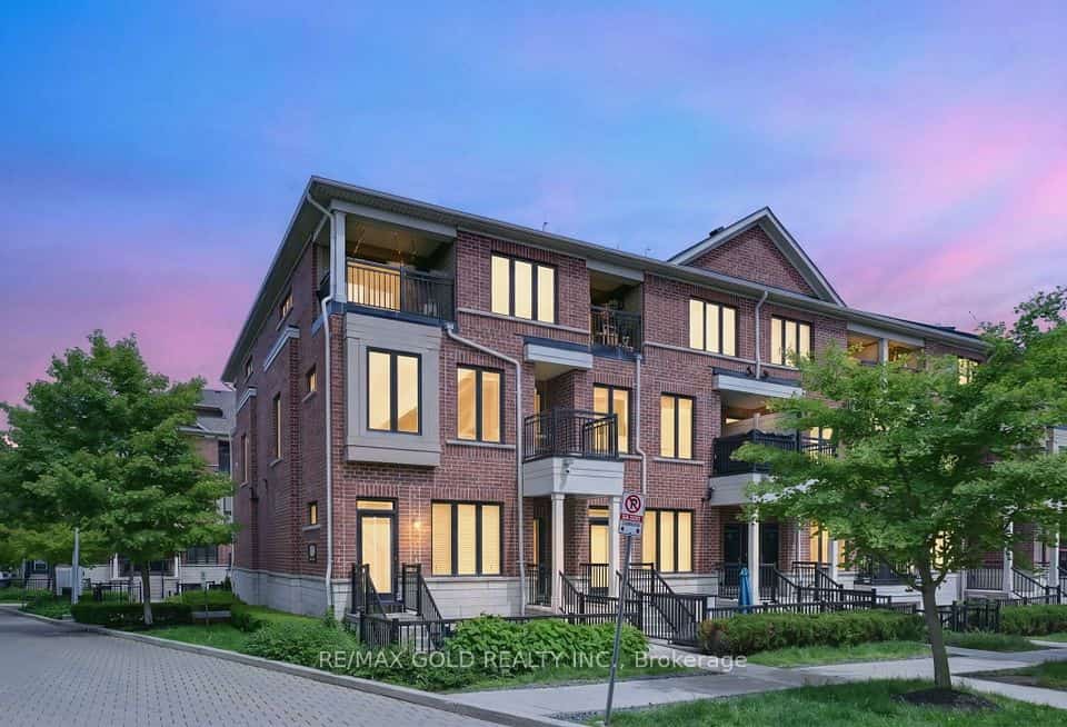 30 Carnation Avenue #92, Toronto, ON M8V 0B8