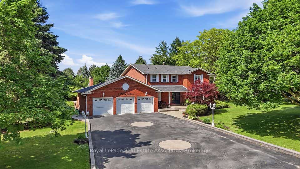 5 Huttonville Drive, Brampton, ON L6X 0C2