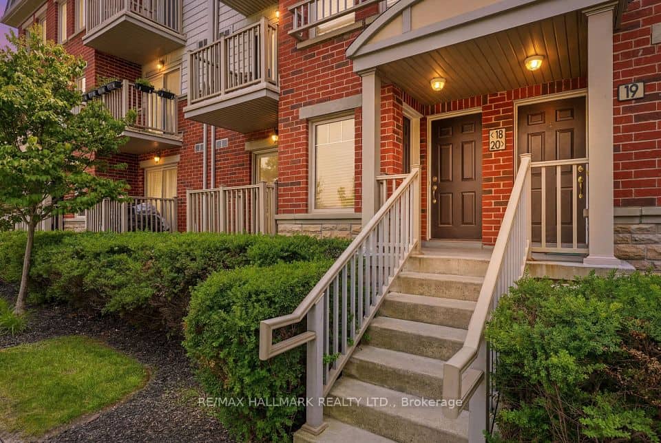 3250 Bentley Drive, Mississauga