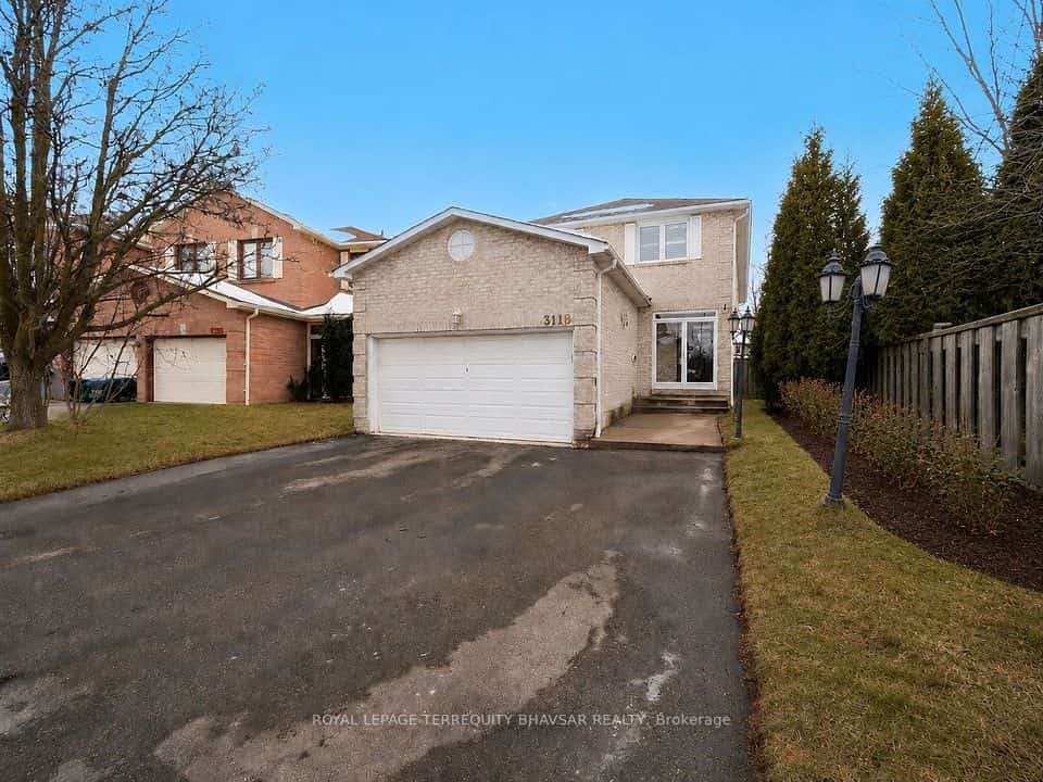 3118 Shadetree Drive, Mississauga, ON L5N 6P3