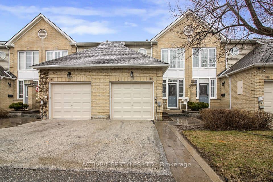 10 Hartnell Square, Brampton