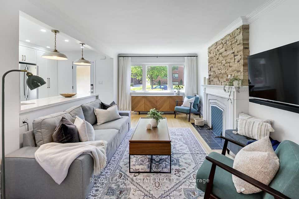 53 Glen Everest Road, Toronto, ON M1N 1J6