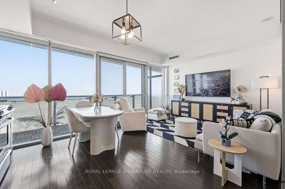 390 Cherry Street #2805, Toronto, ON M5A 0E2