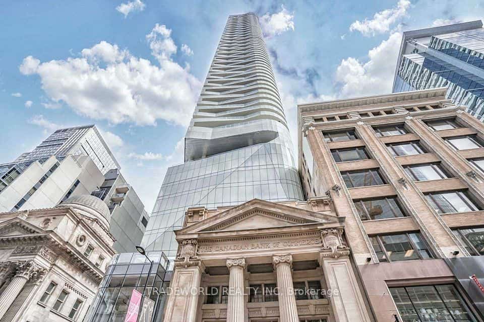 197 Yonge Street #2909, Toronto, ON M5B 0C1