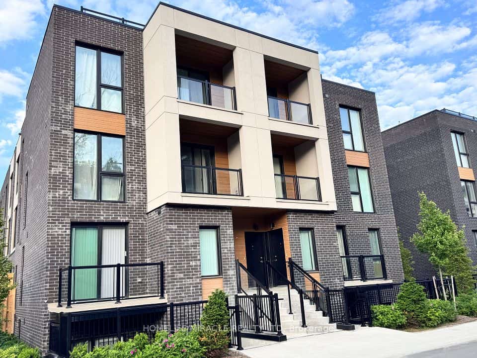 176 Clonmore Drive #4, Toronto, ON M1N 1Y1