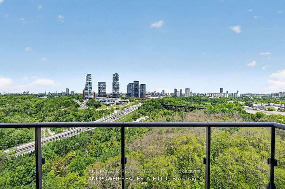 160 Vanderhoof Avenue #1203, Toronto, ON M4G 0B7