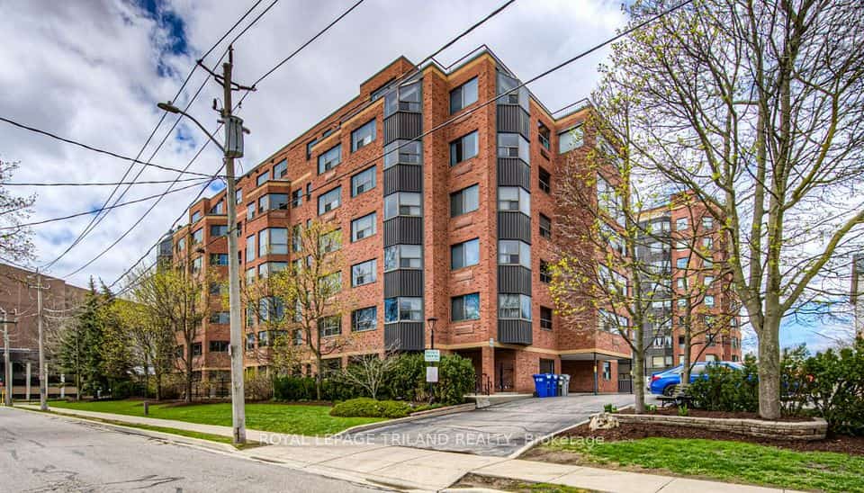20 Ellen Street #403, Kitchener, ON N3H 6R7