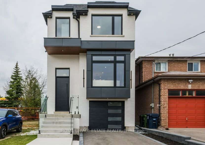 4 Lunness Road, Toronto, ON M8W 4M3