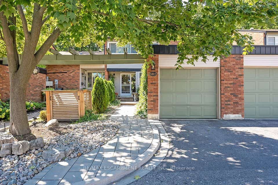 1580 Kerns Road #5, Burlington, ON L7P 3A7
