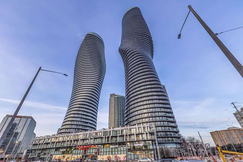 50 Absolute Avenue #PH3, Mississauga, ON L4Z 0A8
