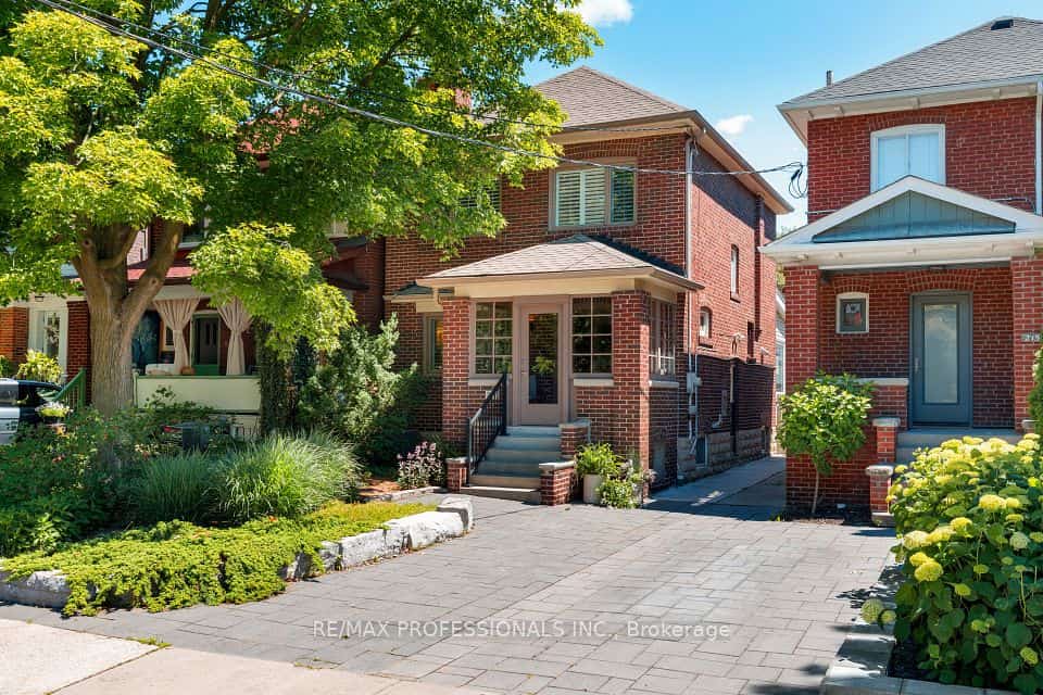 217 Humbercrest Boulevard, Toronto, ON M6S 4L5