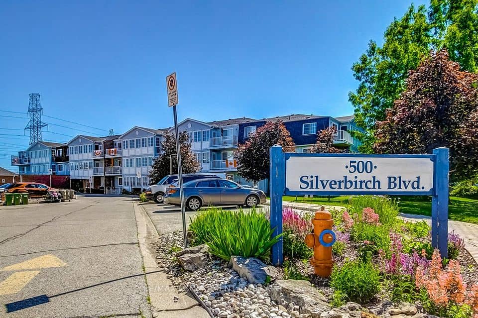 500 Silverbirch Boulevard, Hamilton